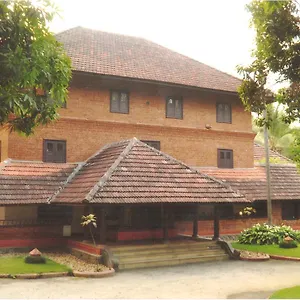 4* Hotel Chengara Heritage